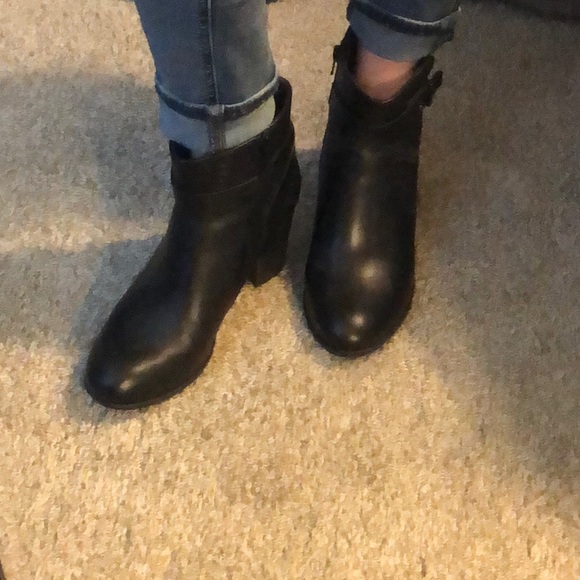 black clark booties